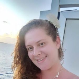 Meet your Posher, Cierra